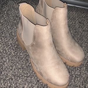faux suede tan/biege SODA bootie with heel